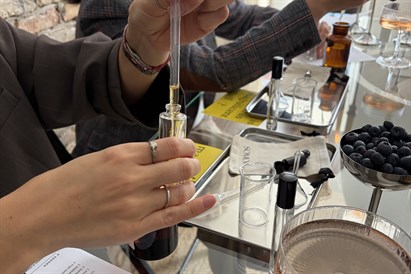 Nišinių kvepalų laboratorija