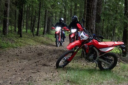 Pažink Vilniaus apylinkes enduro motociklu