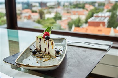 Vakarienė panoraminiame restorane Klaipėdoje