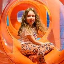 Apsilankymas JUMPLAND trečiadienį dviem