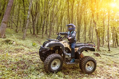 Pasivažinėjimas vaikišku keturračiu
