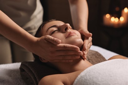 Japoniškas veido masažas kobido OLD TOWN SPA