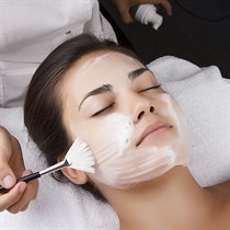 Rūgštinis veido valymas ir drėkinimas ANTI-AGE