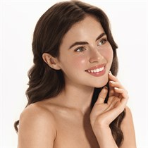 Drėkinamoji veido procedūra ir dovana