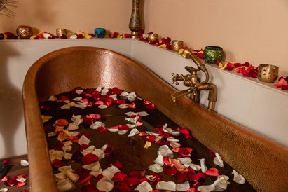 Ritualas „Kvapiųjų žiedų SPA“