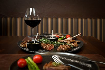 Vakaras mėsos gurmanams su gėrimais