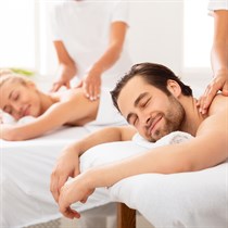 Aromaterapinis kūno masažas dviem