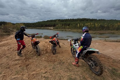 Enduro turas miškais