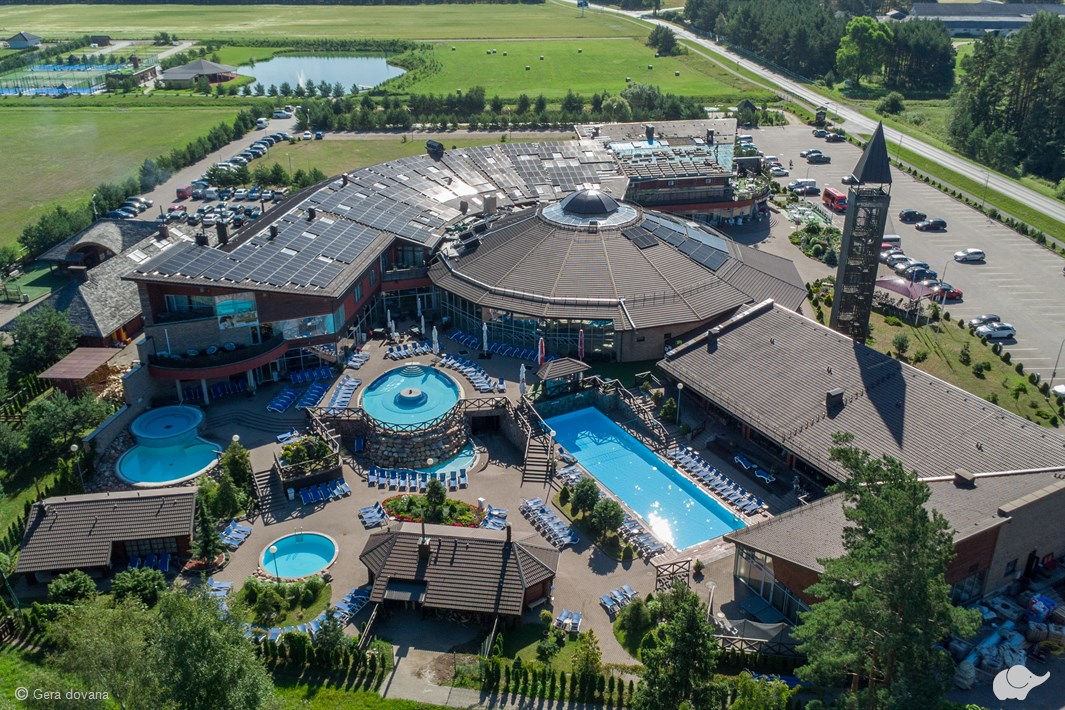 1 n. dviem „Atostogų parko“ viloje + SPA d. d.