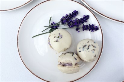 Malonus atokvėpis kavinėje „Lavender Inn“