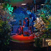 Interaktyvi mini golfo pramoga dviem