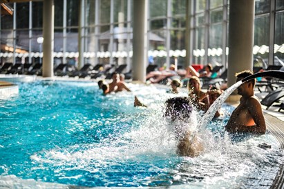 Visos dienos pramogos „Atostogų parke“