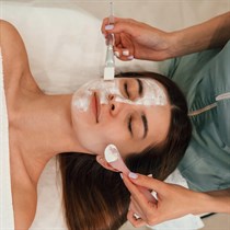 Kobido veido ritualas „Damasko rožė“