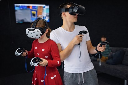 Smagios VR pramogos grupei