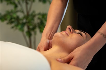 Antistresinis viso kūno ir galvos masažas