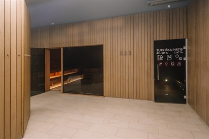 Apsilankymas baseine su SPA zona + masažas