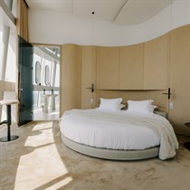 1 n. TV bokšto apartamentuose MIESTAS dviem