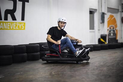 Šonaslydis kartingu su „Drift Cart“