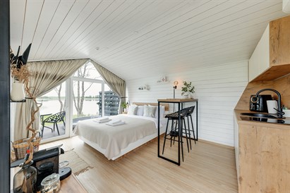 2 nakvynės „Comfort Villas“ namelyje su terasa