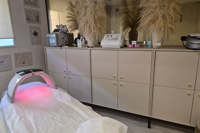 Neinvazinė karboksiterapija + masažas