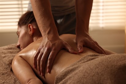 3 gydomieji nugaros ir kojų masažai