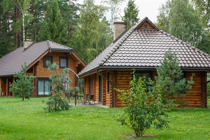 1 nakvynė „Atostogų parke“ šeimai d. d.