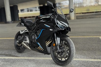 Dienos išvyka sportiniu HONDA motociklu
