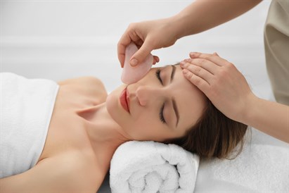 „Royal SPA Birštonas“: veido masažas su GUA SHA