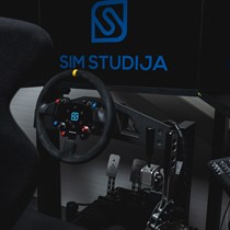 Lenktynės simuliatoriuje