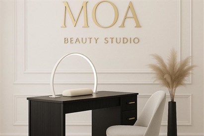 Prabangi plaukų atkūrimo procedūra + dovana