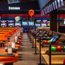 Žaiskite boulingą „ACTION! by Apollo“