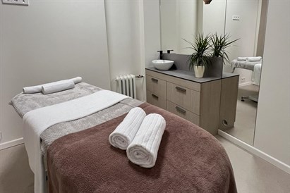 Masažas karštais akmenimis + aromaterapija