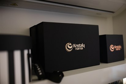 Radijo dažnio terapija veidui ir kaukė