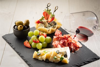 3 patiekalų vakarienė restorane „Aikštė“ dviem