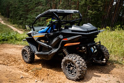 Pasivažinėjimas bagiu MOTOBORIS trasoje