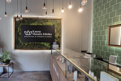 Gydomasis nugaros masažas Kauno masažo klinikoje 