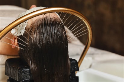 Japoniškas galvos masažas „Scalp Detox Ritual“