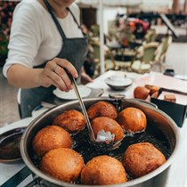 Smetoniškų spurgų kepimo dirbtuvės