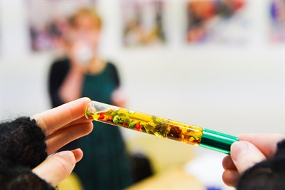 Kūrybinės dirbtuvės „Artotekoje“ dviem