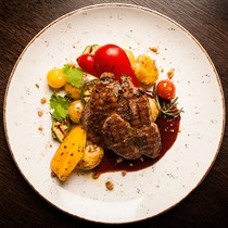 Romantiška 3 patiekalų vakarienė dviem