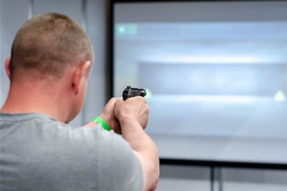 Pramogaukite modernioje EHUNT šaudykloje