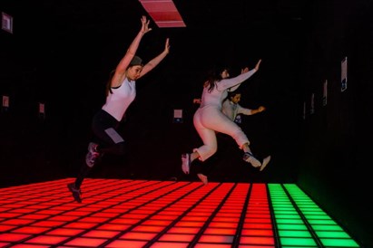 Interaktyvus žaidimas „Lava Floor“ d. d.
