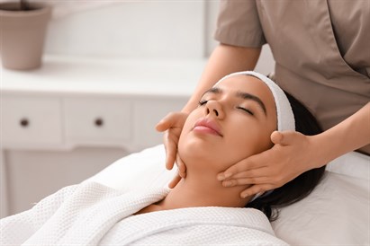 Veido procedūra „Regeneracija ir stangrumas 35+“