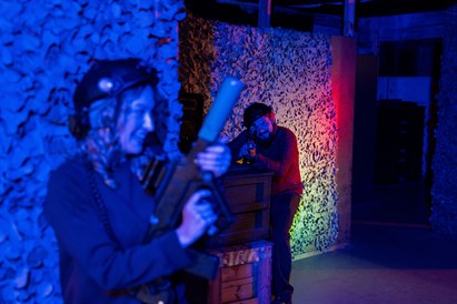 Žaidimas „Lavos grindys“ + „Laser TAG“