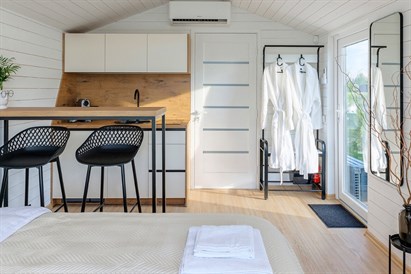 2 nakvynių poilsis namelyje + sūkurinė vonia