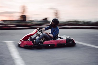 Pasivažinėjimas kartingais pasirinktame mieste