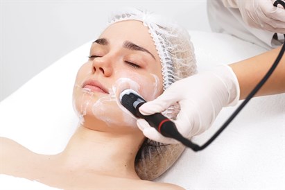 4 stangrinamosios veido procedūros FORMA INMODE