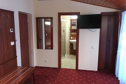 Poilsis viešbutyje GALIA + baseinas ir pirtys