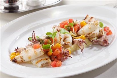 Vakarienė bare „California Bar & Restaurant“