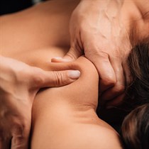 „Jaunatvės namai“: gydomasis kūno masažas